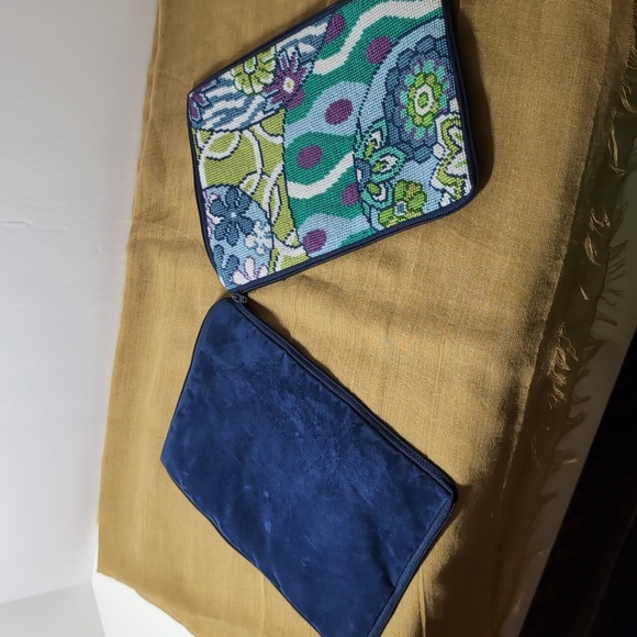 Hand-stitched Tablet Holder - Picture 6 of 6